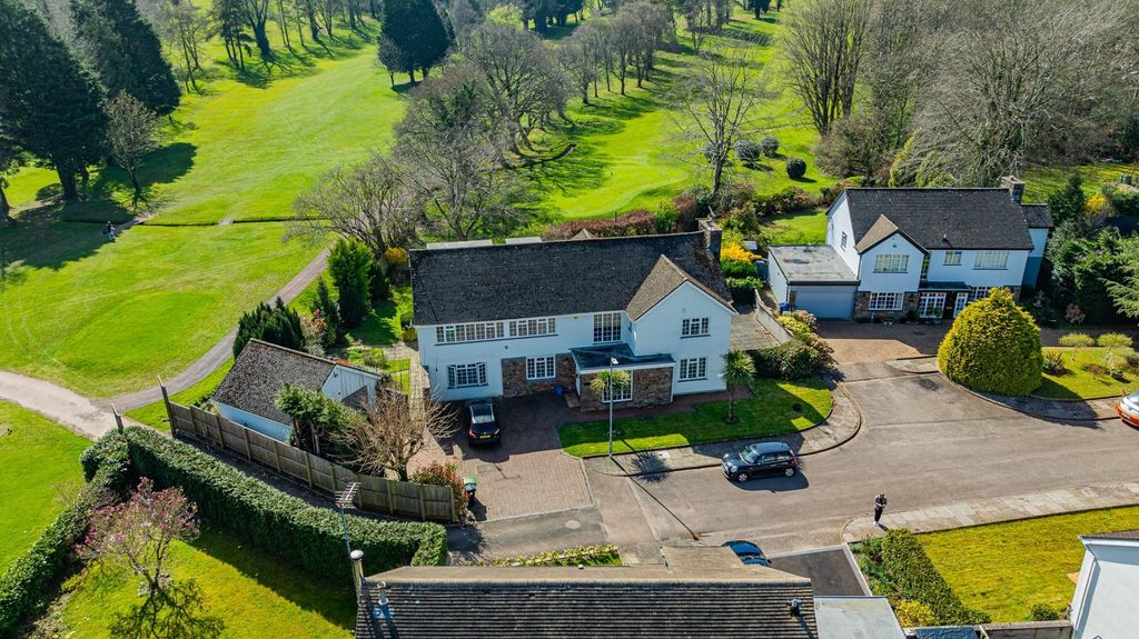 6 bed detached house for saleMeadow Close, Cyncoed CF23