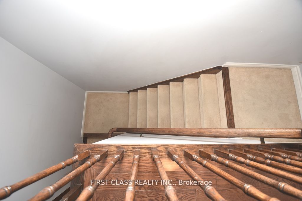 Upper-1542 Bruny Avenue, Pickering, ON, L1X 0C5 photo 5