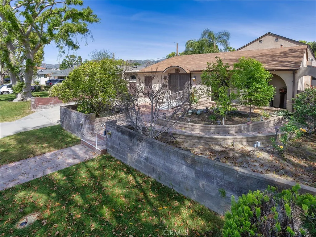 Additional image 40 of 836 N Parish Place, Burbank, CA 91506