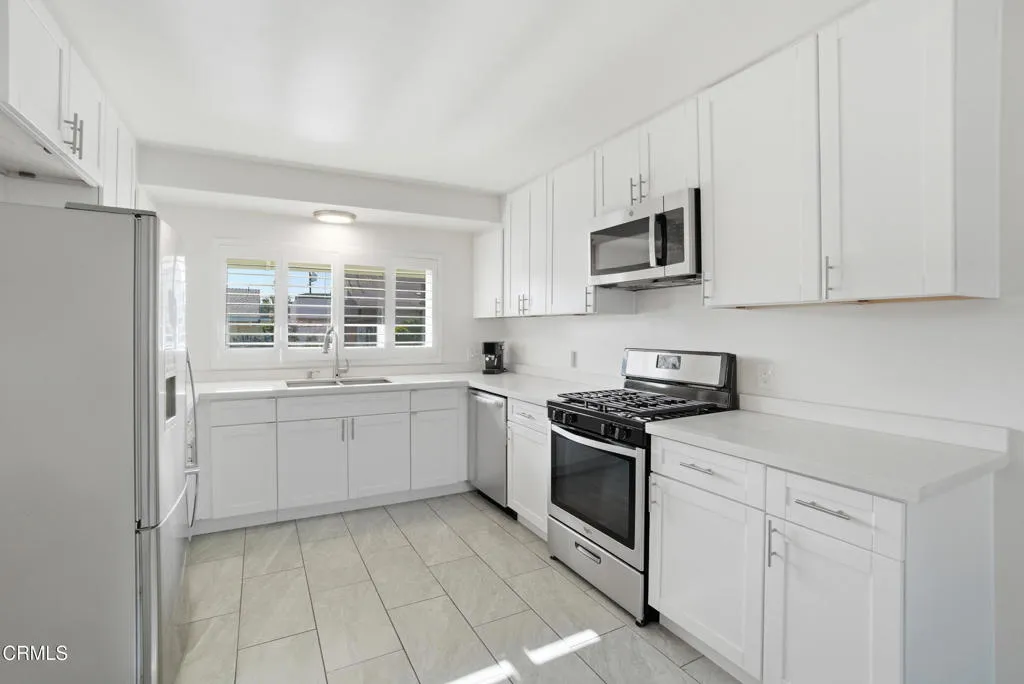 Additional image 15 of 700 N M Street, Oxnard, CA 93030