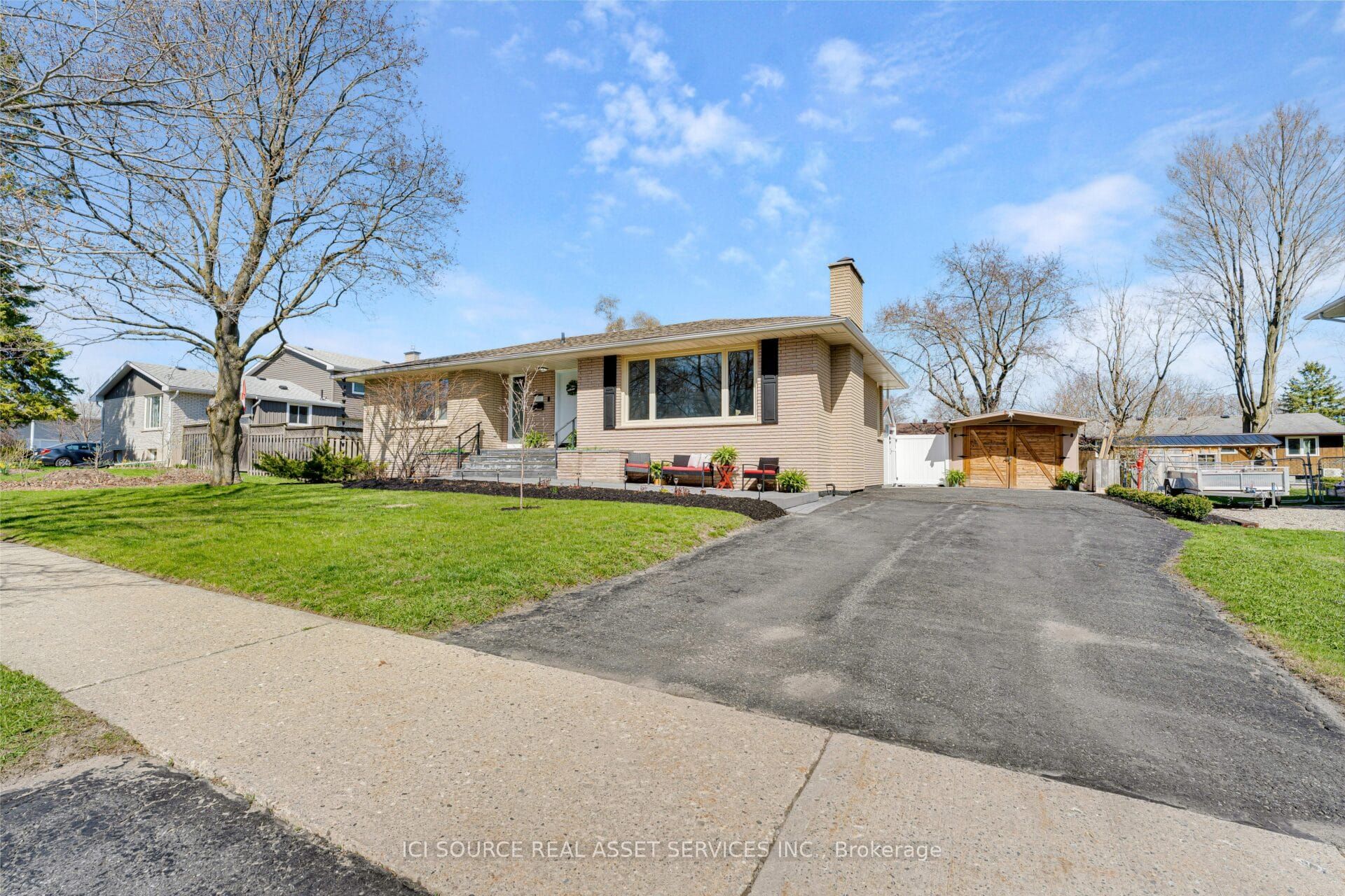 737 Holgate Crescent, Kingston, ON, K7M 5A7 photo 2