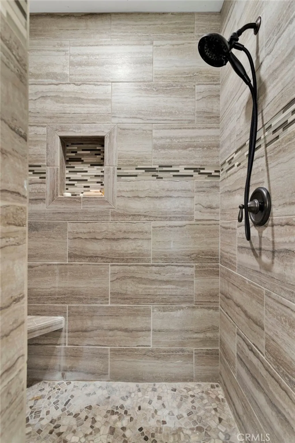 Additional image 35 of 8140 Heartland Cir, Oak Hills, CA 92344
