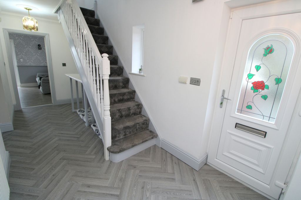 Additional image 4 of 6 bed detached house for saleGwellyn Avenue, Kinmel Bay LL18
