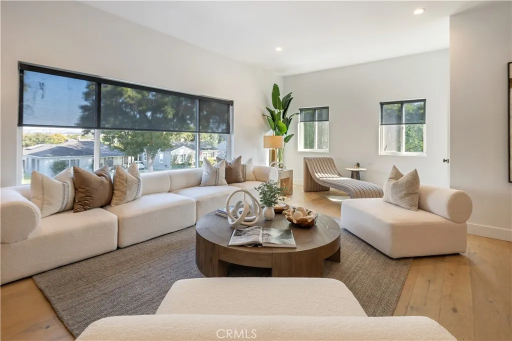 Additional image 57 of 333 Mesa Drive, Costa Mesa, CA 92627