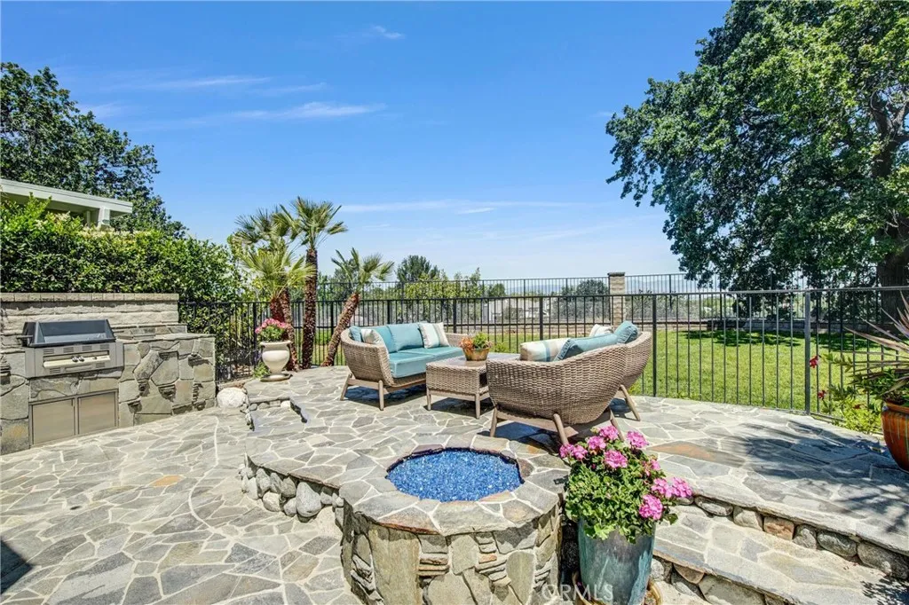 Additional image 34 of 24604 Brighton Dr, Valencia, CA 91355