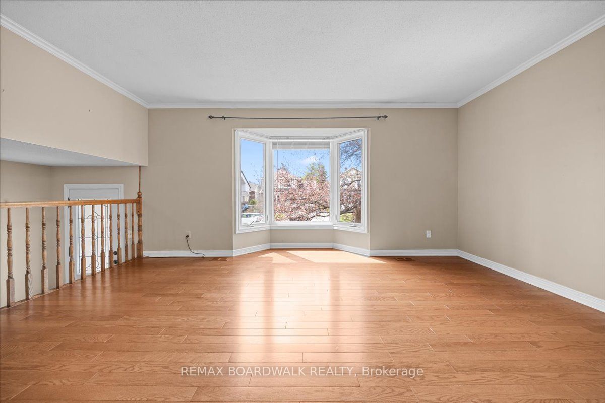 1195 St Jerome Crescent, Ottawa, ON, K1C 2A7 photo 4