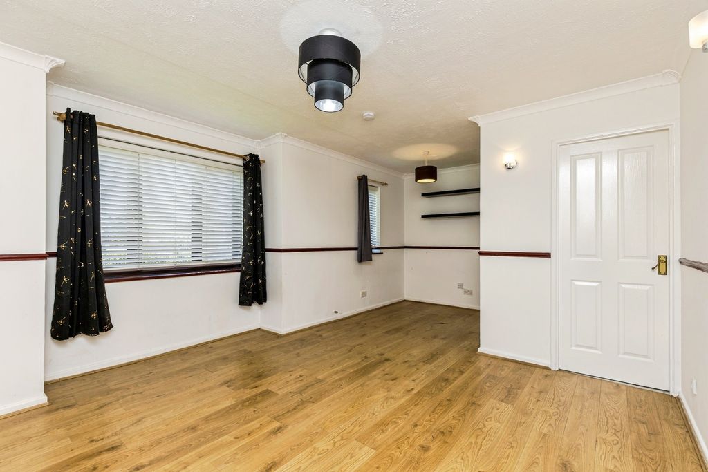 Additional image 4 of Studio for saleTrenear Close, Horsham, West Sussex RH13