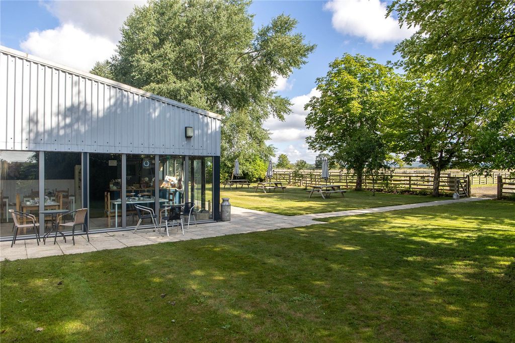 Additional image 18 of 4 bed equestrian for saleBlamire Lane, Everingham, York, East Yorkshire YO42