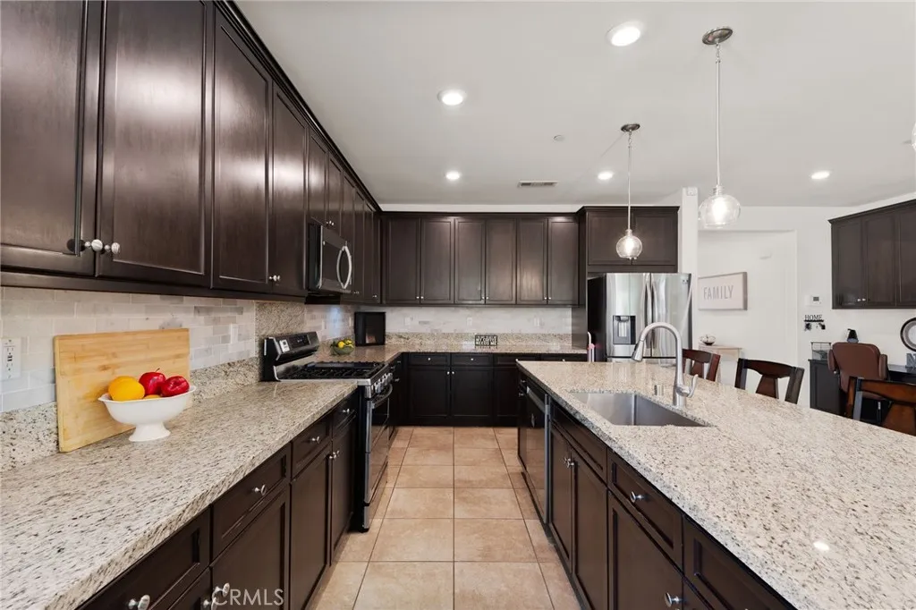 Additional image 56 of 18068 Milkweed Ln, San Bernardino, CA 92407
