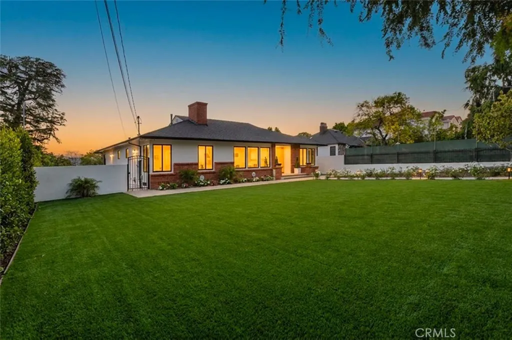 Additional image 82 of 941 Sherlock Drive, Burbank, CA 91501