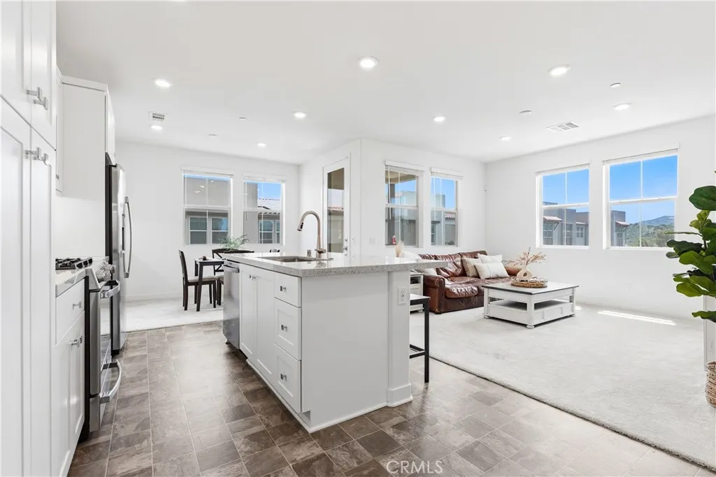 Additional image 4 of 1401 Lasso Way Unit 304, Rancho Mission Viejo, CA 92694