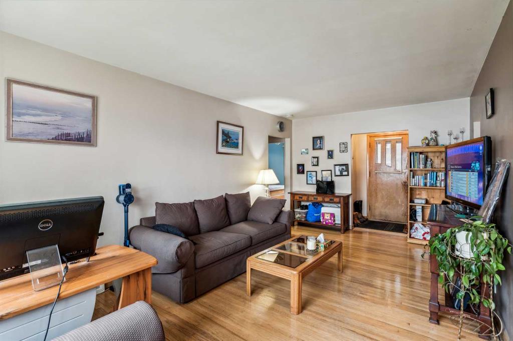 Additional image 6 of 2029 Mountview Crescent NE, Calgary, AB, T2E 5N4