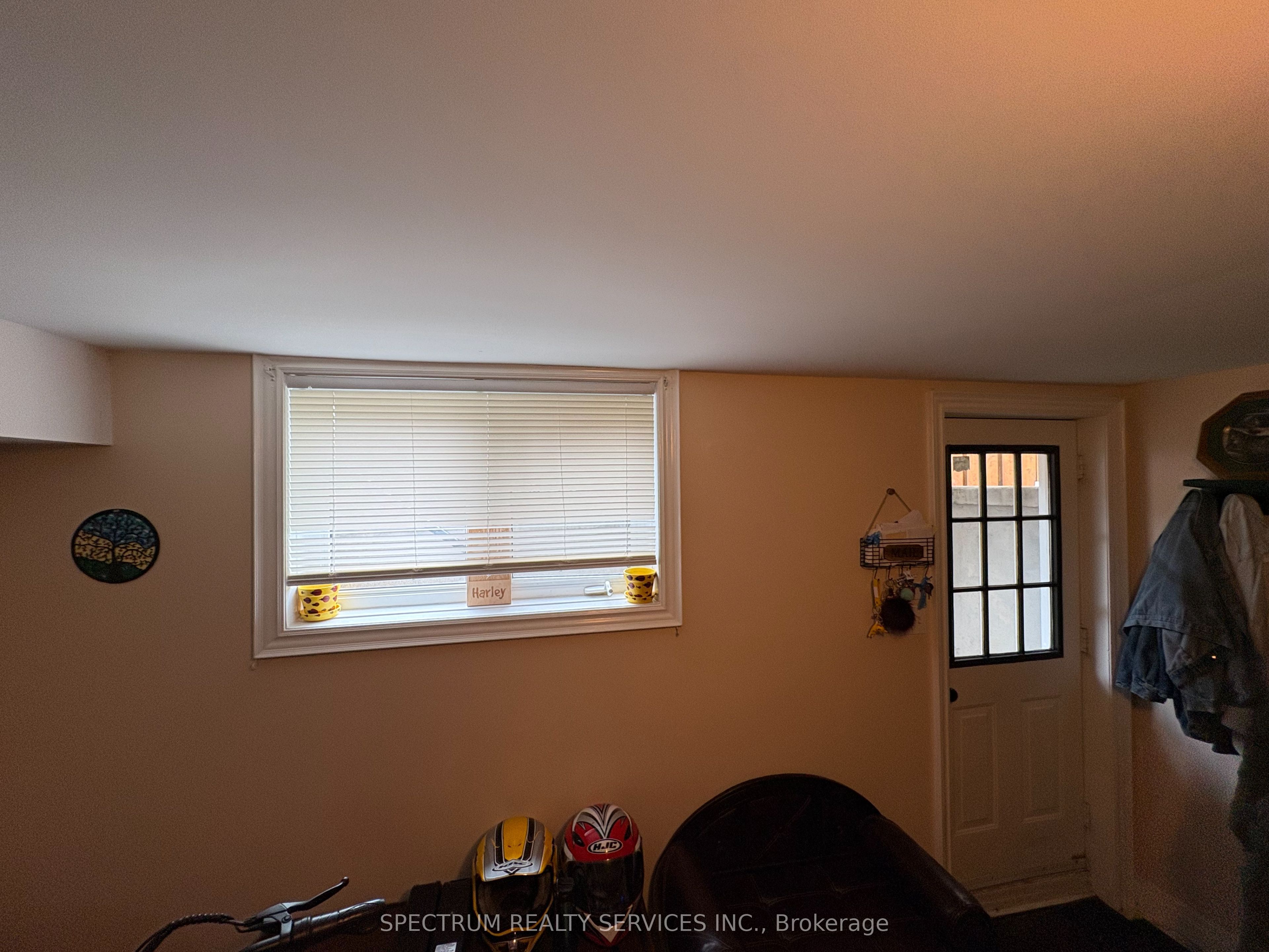 Additional image 3 of 17 Estoril Terrace, Toronto, ON, M6N 5E1
