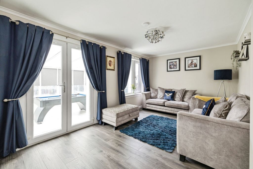 Additional image 15 of 3 bed flat for saleEaster Drylaw Drive, Edinburgh EH4