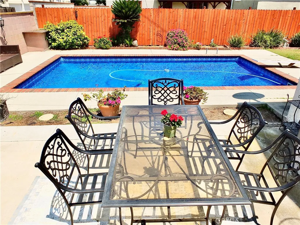 Additional image 82 of 3757 Cerritos Avenue, Long Beach, CA 90807