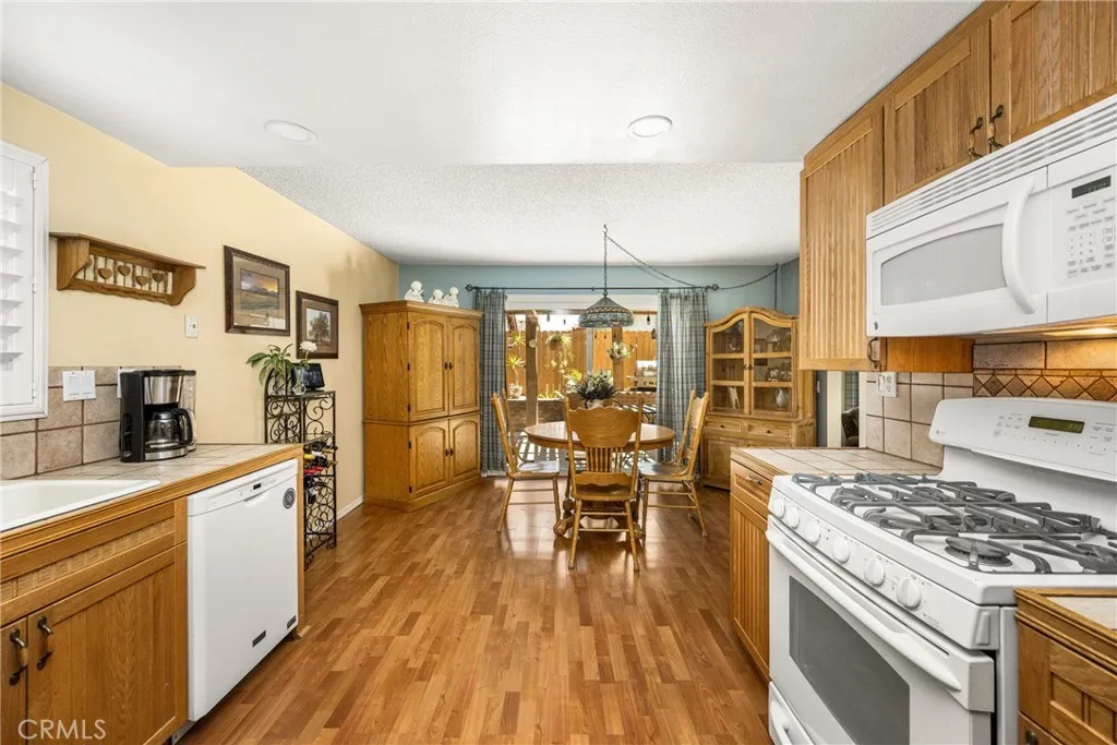 Additional image 47 of 161 Breezewood St, Corona, CA 92879