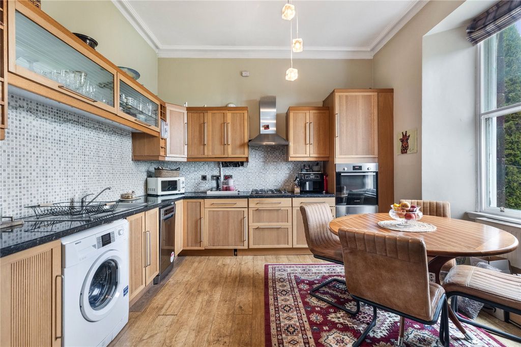 Additional image 11 of 2 bed flat for sale4B, Irvine Place, Stirling, Stirlingshire FK8