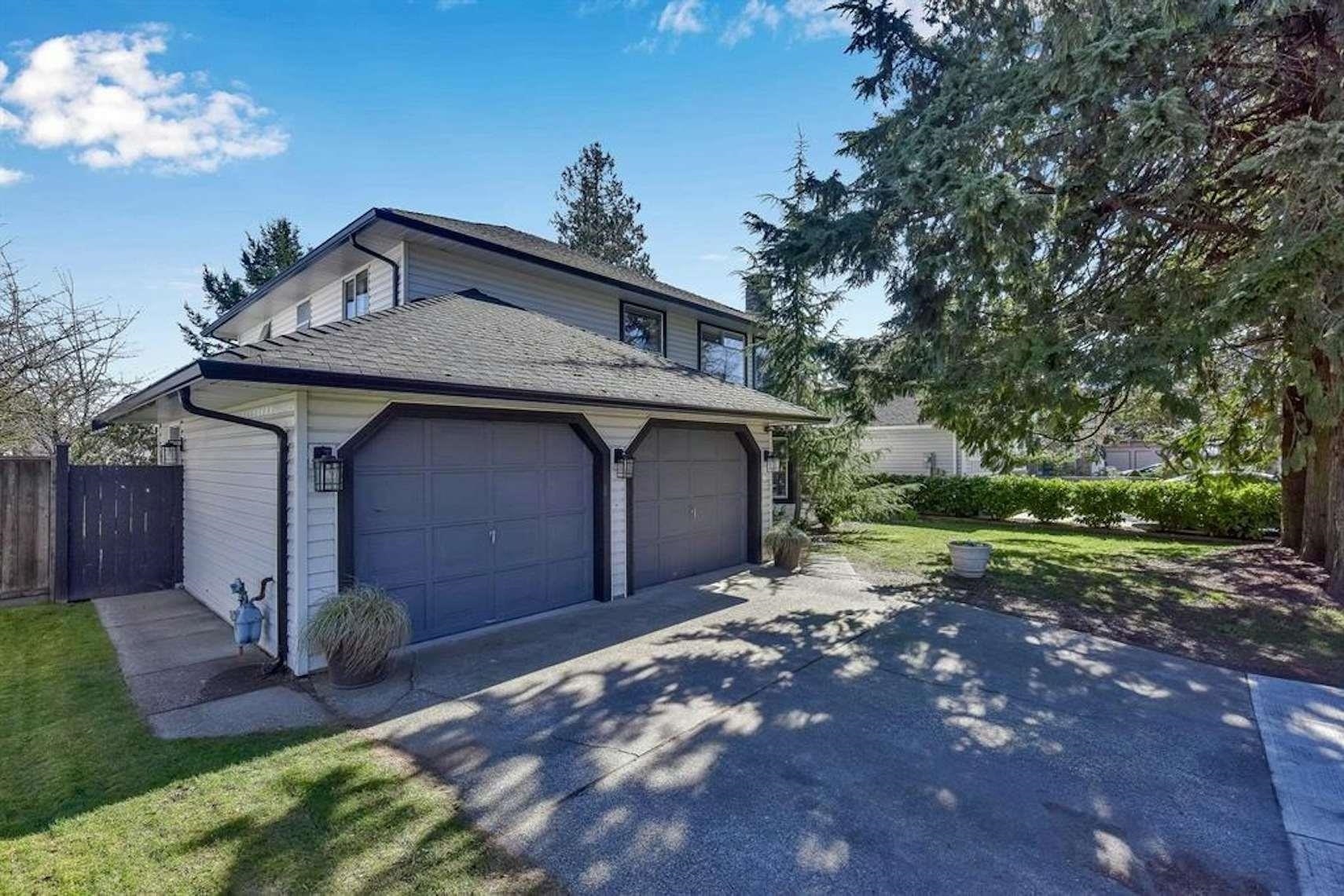 6074 188 Street, Surrey, BC, V3S 7V9