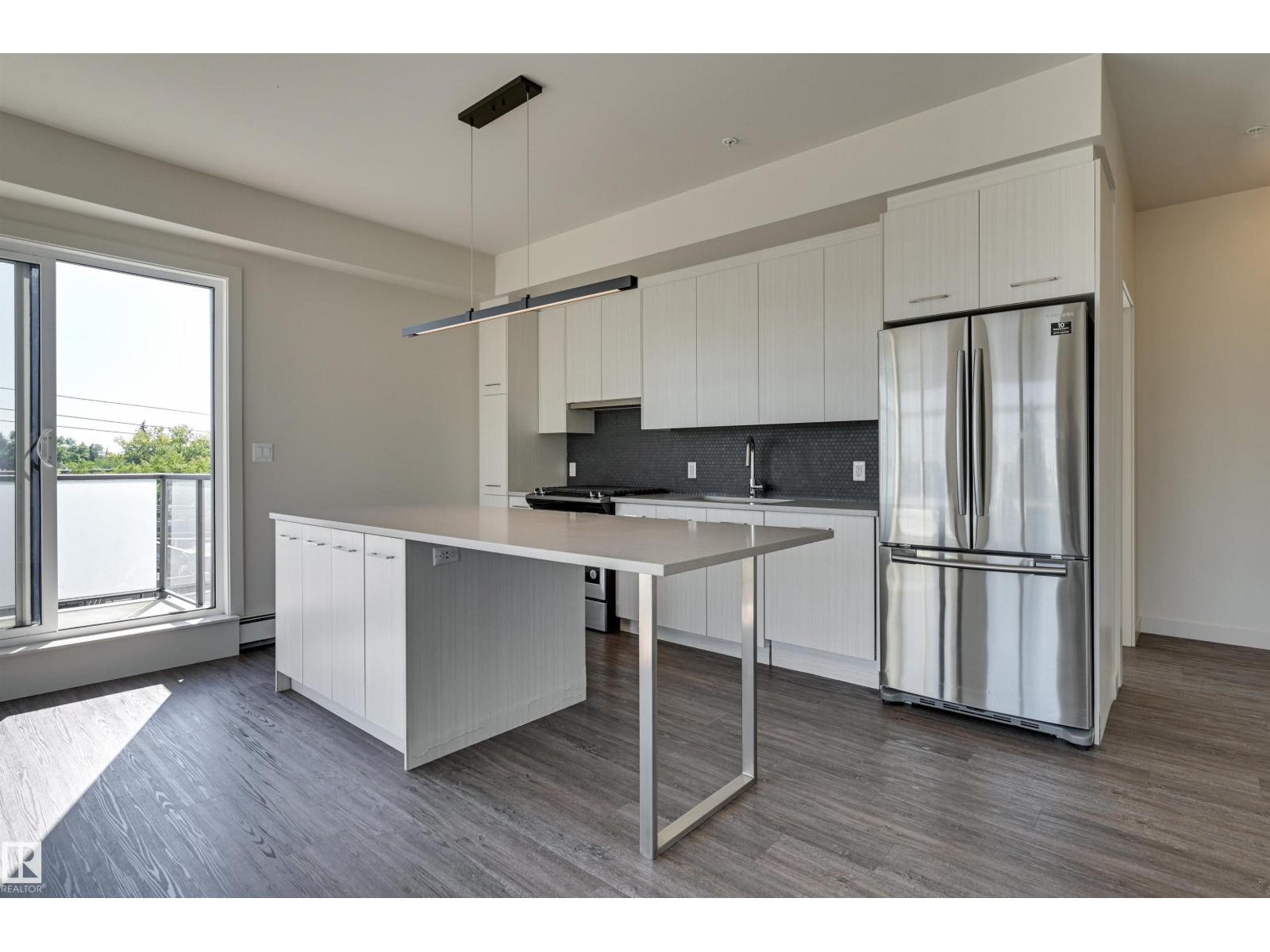 Additional image 6 of 403-10837 83 Avenue NW, Edmonton, AB, T6E2E6