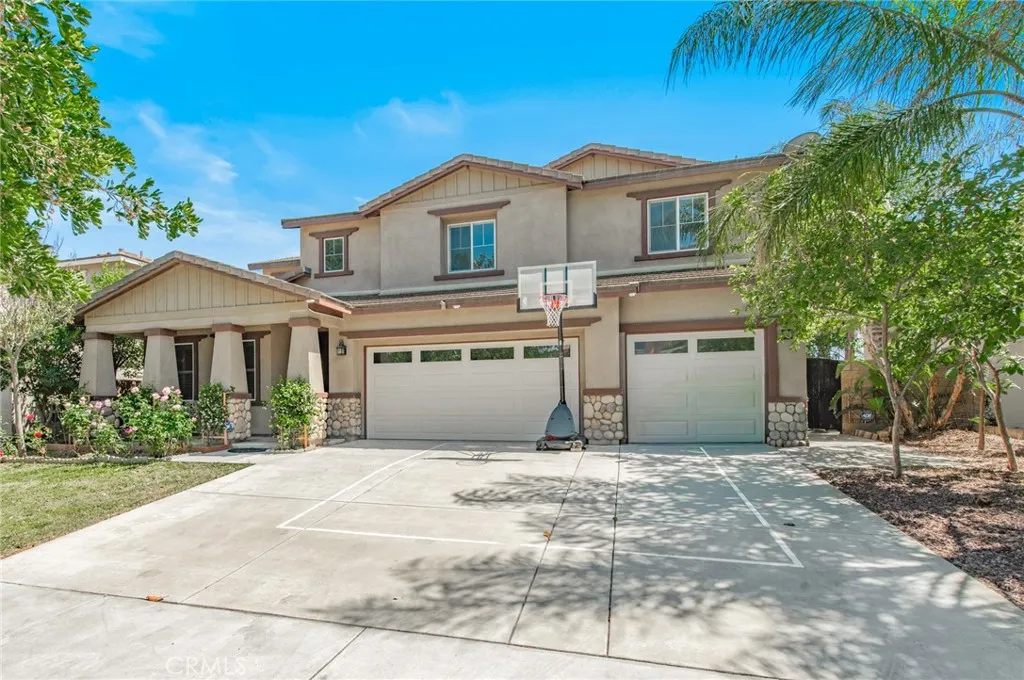 Additional image 3 of 13925 Barnett Ln, Eastvale, CA 92880