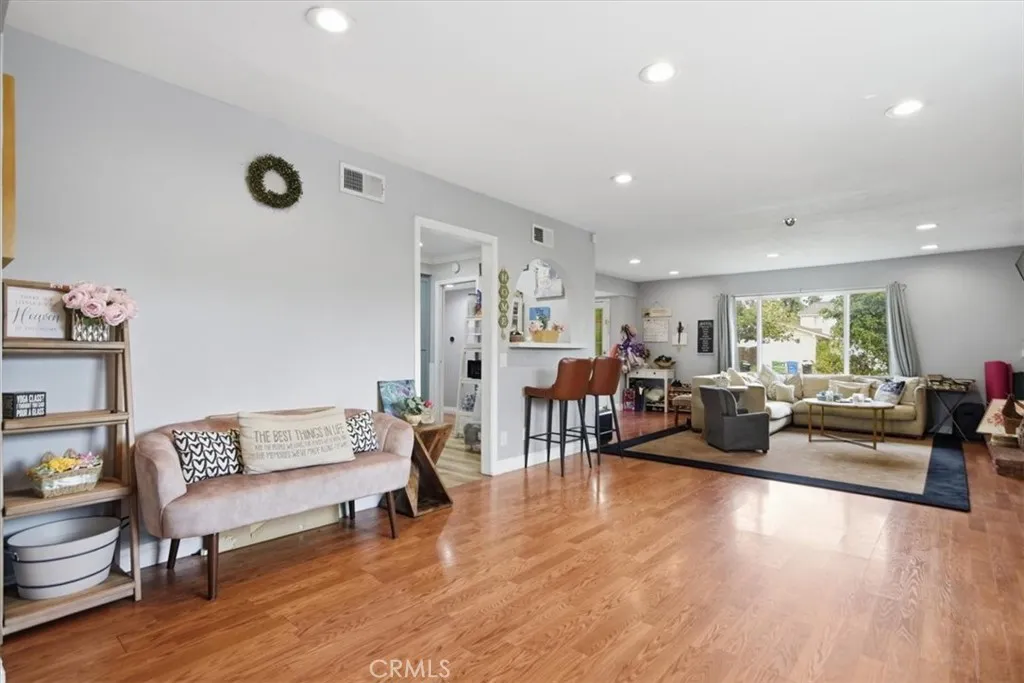 Additional image 9 of 9533 Frankirst Ave, North Hills, CA 91343