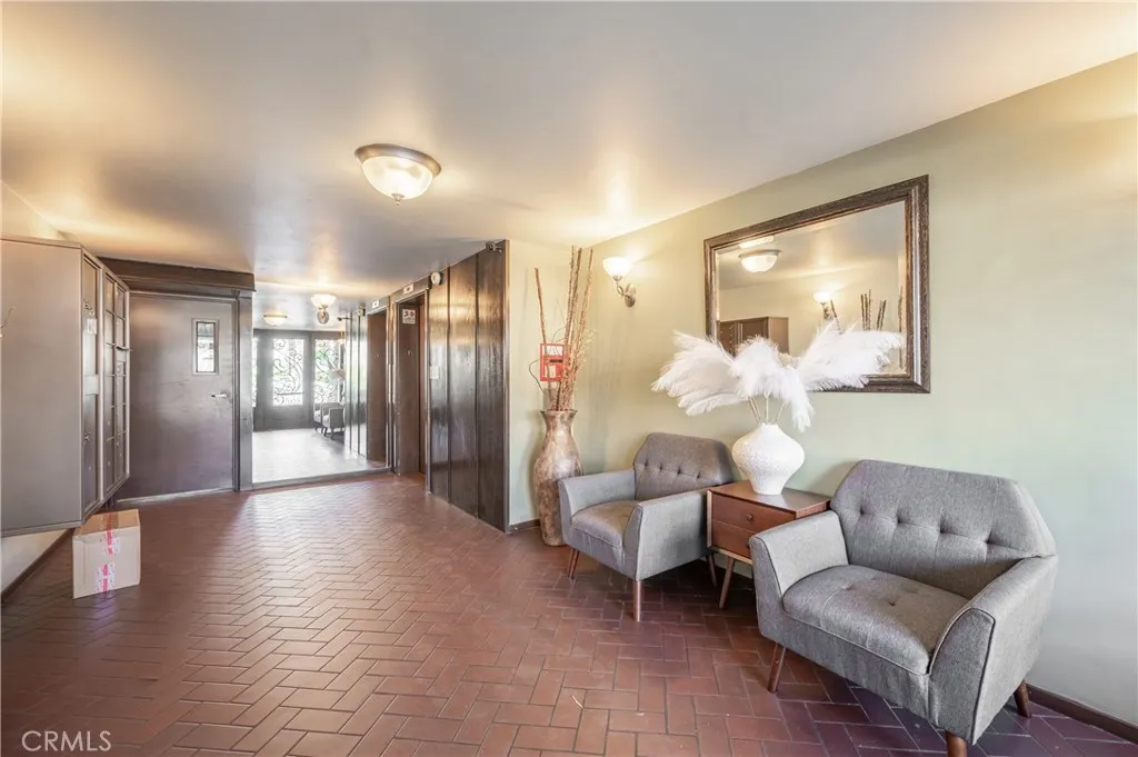 Additional image 55 of 11560 Moorpark Street Unit 204, North Hollywood, CA 91602