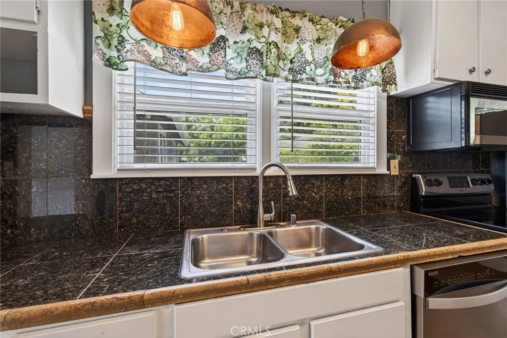 Additional image 26 of 325 S Forbes St, Lakeport, CA 95453
