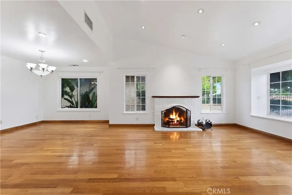 Additional image 59 of 15863 foothill Blvd, Rancho Cascades, CA 91342