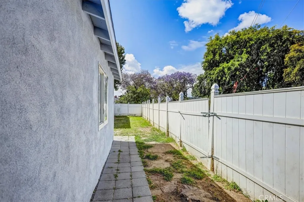 Additional image 88 of 301 E Forhan Street, Long Beach, CA 90805