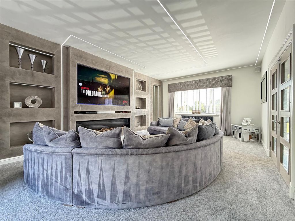 Additional image 4 of 5 bed detached house for saleGreenlees Road, Cambuslang, Glasgow G72