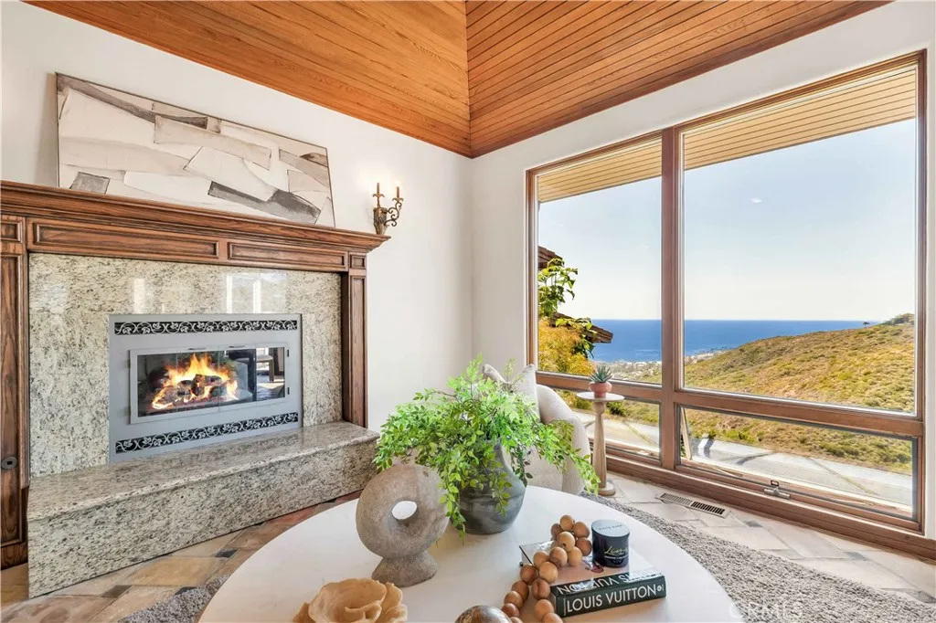 Additional image 4 of 1992 San Remo Dr, Laguna Beach, CA 92651