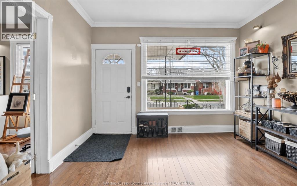 Additional image 3 of 924 Marentette Avenue, Windsor, ON, N9A2A3
