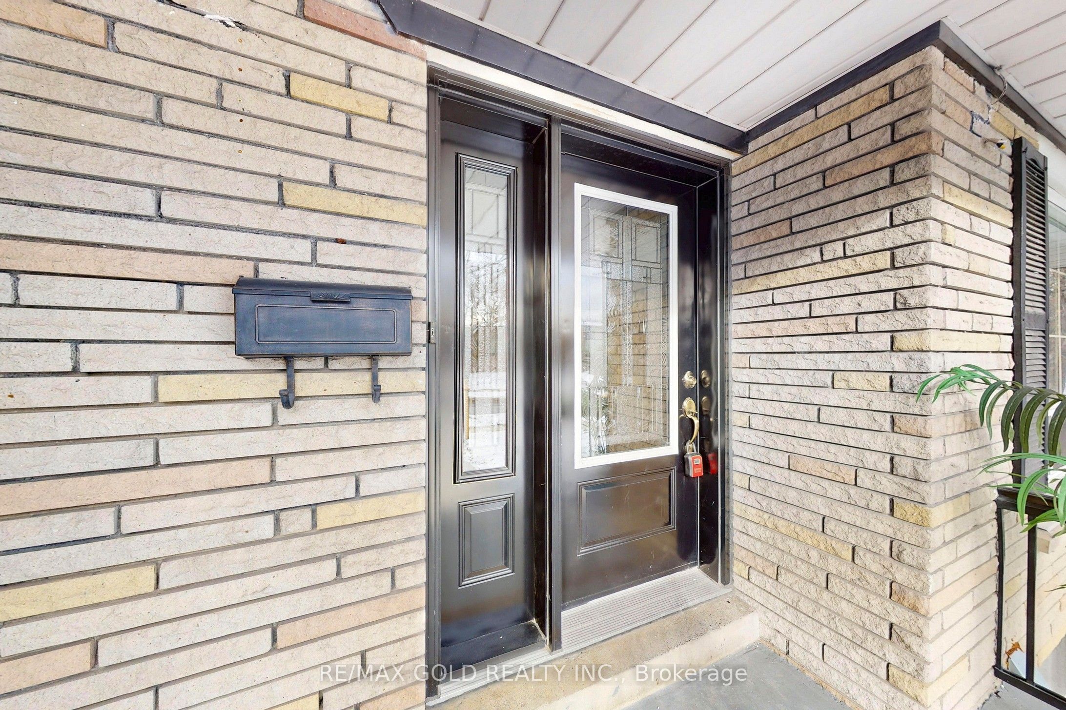 Additional image 4 of 189 Kingsview Boulevard, Toronto, ON, M9R 1V7