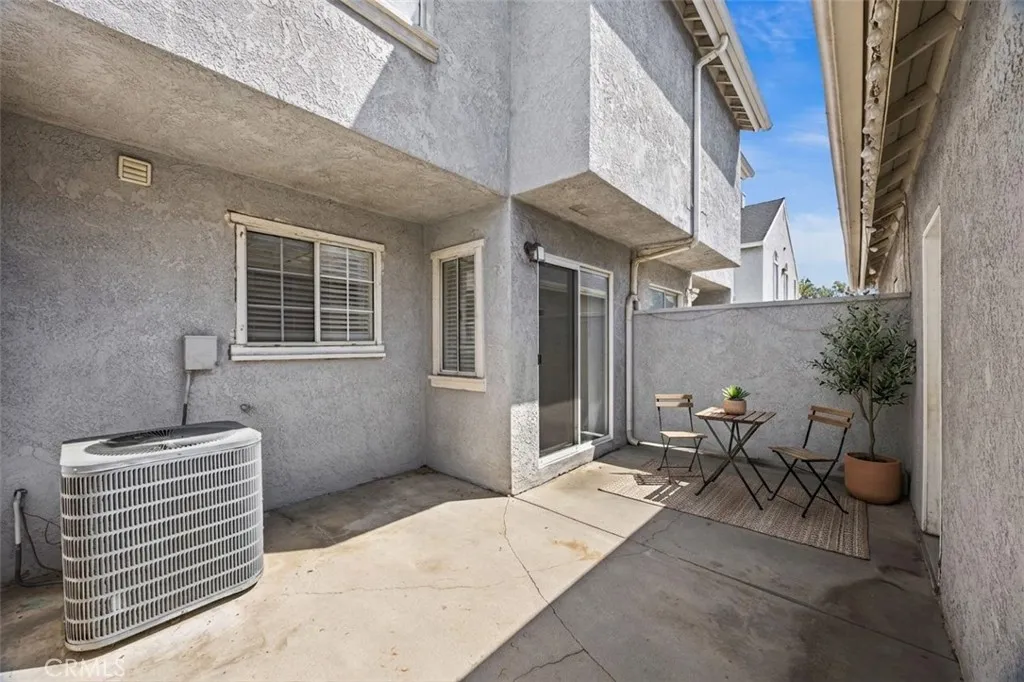 Additional image 33 of 174 W Walnut Ave Unit B, Rialto, CA 92376