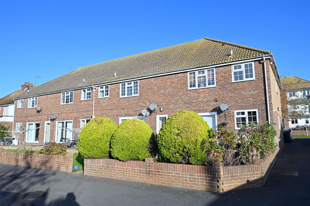 Additional image 10 of 2 bed flat for saleAlbert Road, Polegate BN26