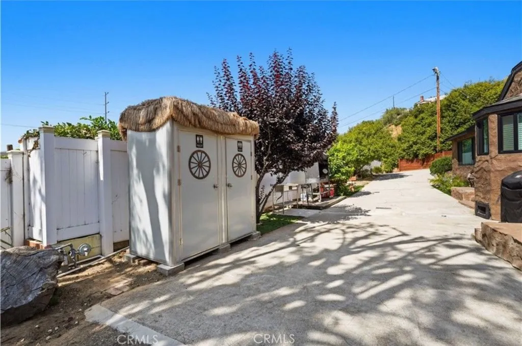 Additional image 27 of 9578 Sunland Blvd, Shadow Hills, CA 91040