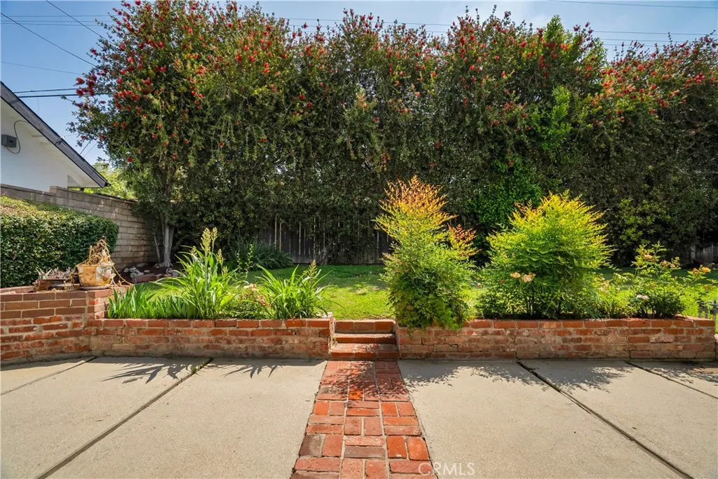 Additional image 32 of 7862 Jellico Avenue, Northridge, CA 91325
