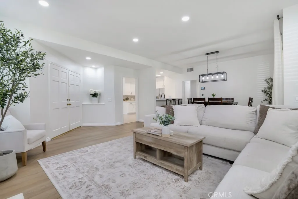 Additional image 4 of 272 Fieldstone Way Unit A, Simi Valley, CA 93065