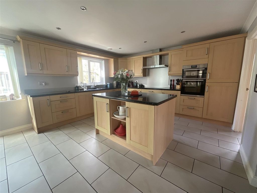 Additional image 3 of 4 bed detached house for saleHenfelin, Garnant, Ammanford SA18