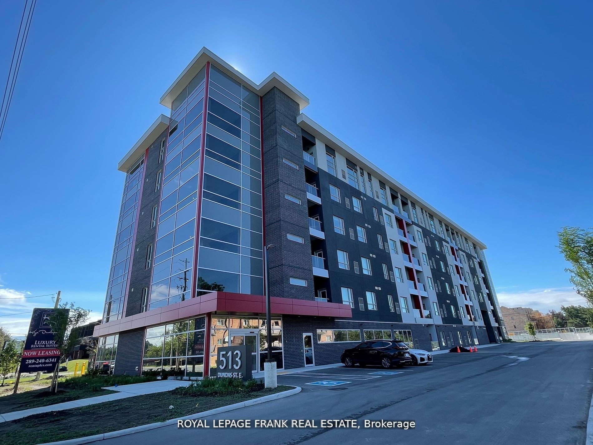 E2-513 Dundas Street E, Whitby, ON, L1N 0N4