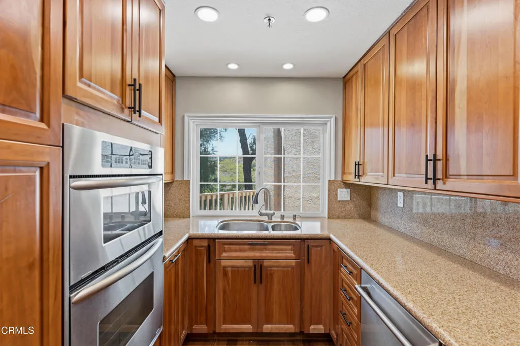 Additional image 7 of 5728 Oak Bend Lane Unit 312, Oak Park, CA 91377