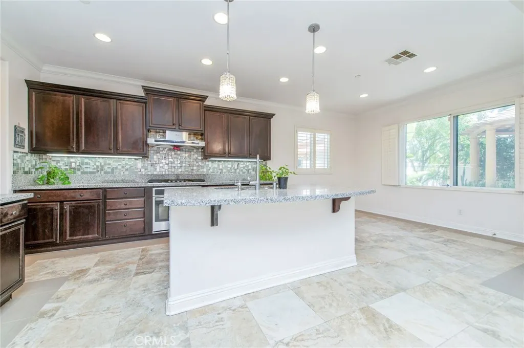 Additional image 7 of 13925 Barnett Ln, Eastvale, CA 92880