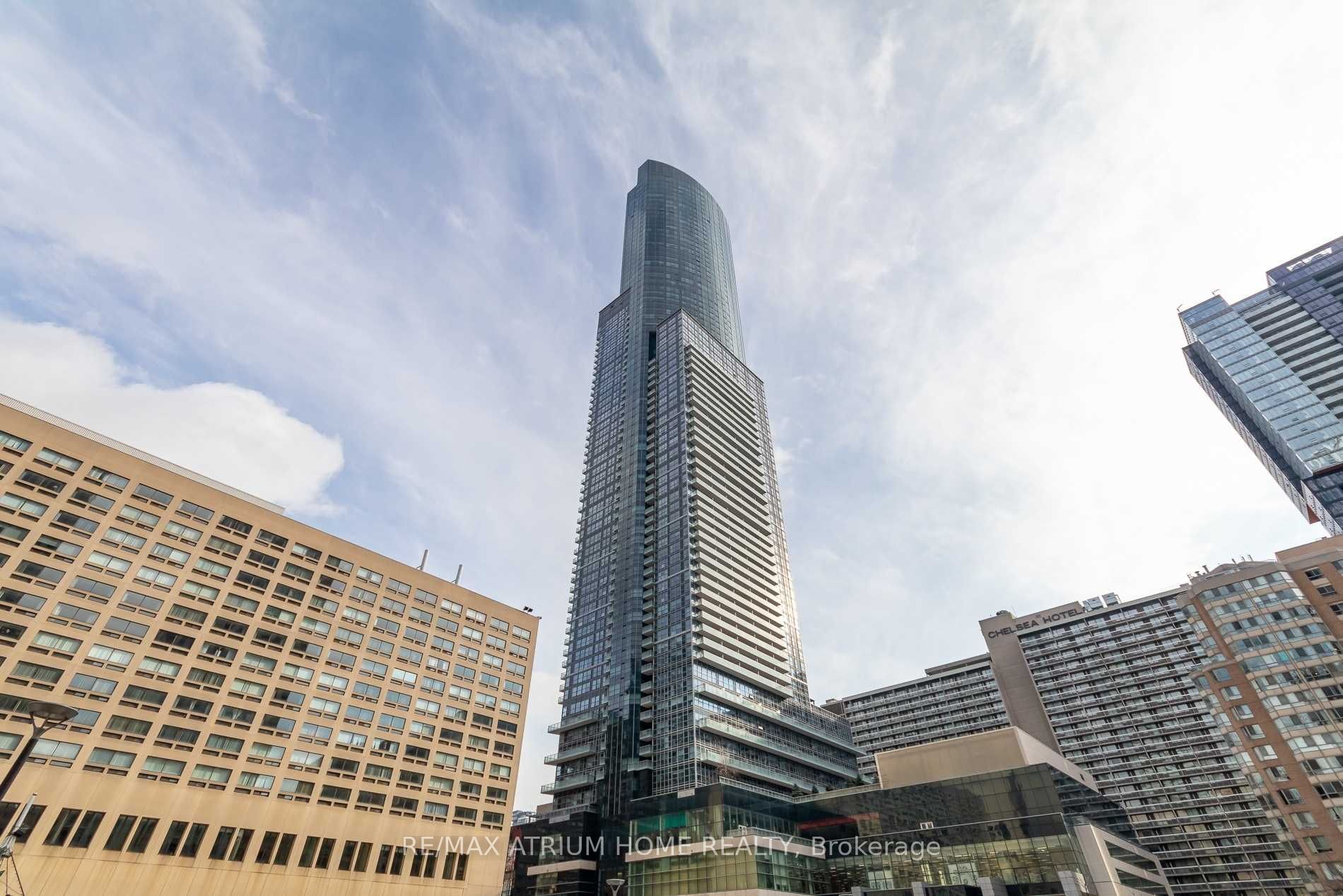 5112-386 Yonge Street, Toronto, ON, M5B 0A5