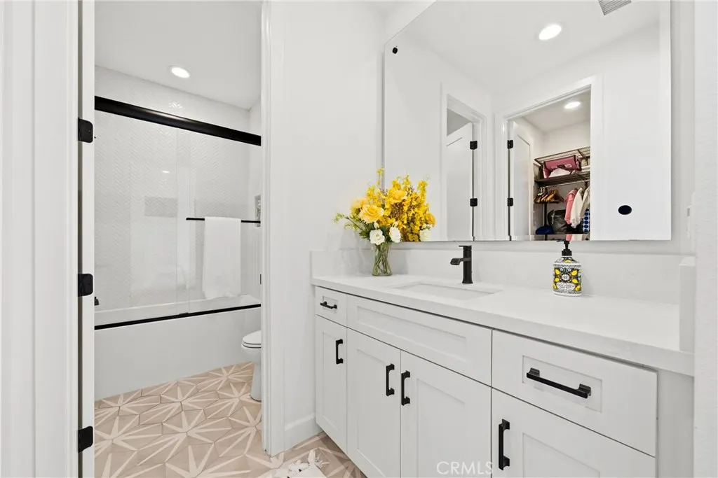 Additional image 45 of 124 Chant, Irvine, CA 92618