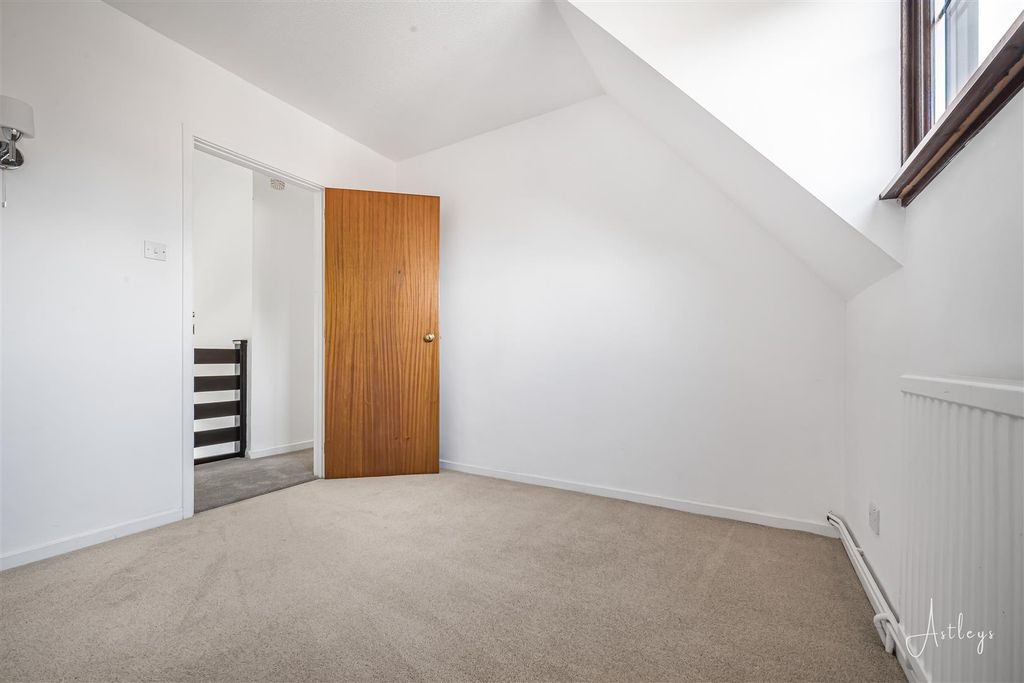 Additional image 20 of 4 bed detached house for saleLlwynderw Close, West Cross, Swansea SA3