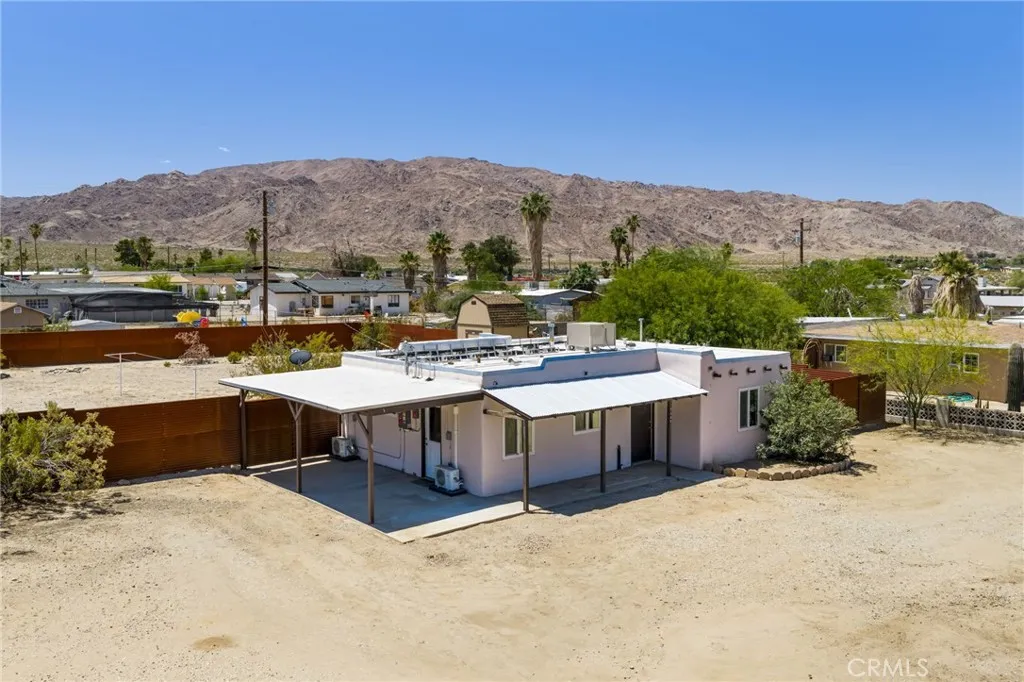 74401 Pinon Dr, 29 Palms, CA 92277