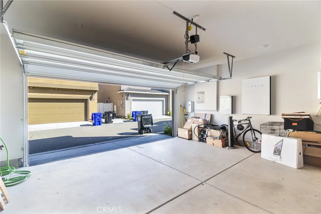 Additional image 37 of 2448 Powell, Rialto, CA 92377