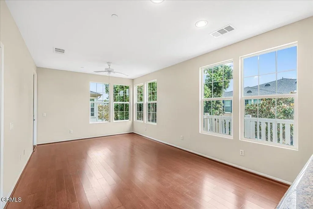 Additional image 8 of 990 Holiday Avenue, Ventura, CA 93003