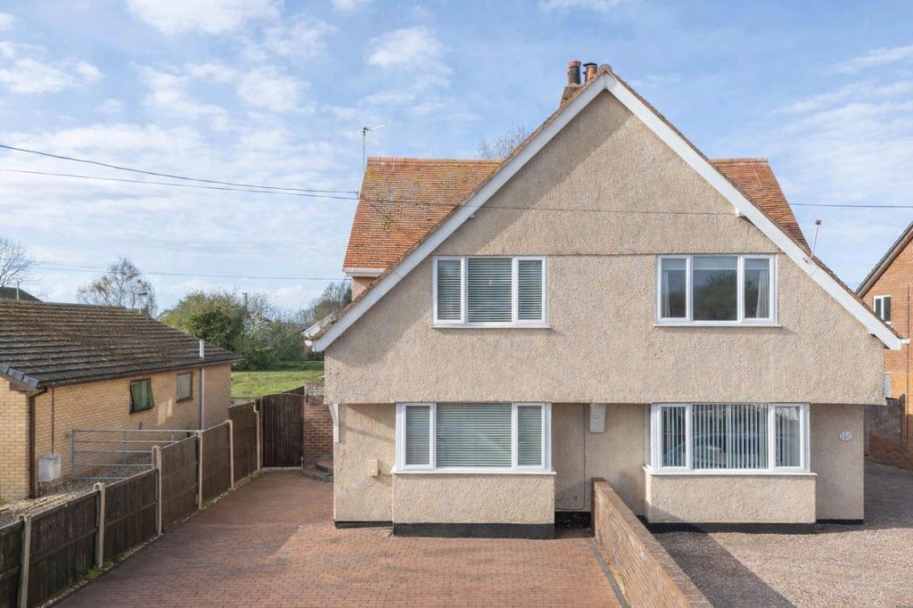3 bed semi-detached house for saleDenbigh Circle, Kinmel Bay LL18