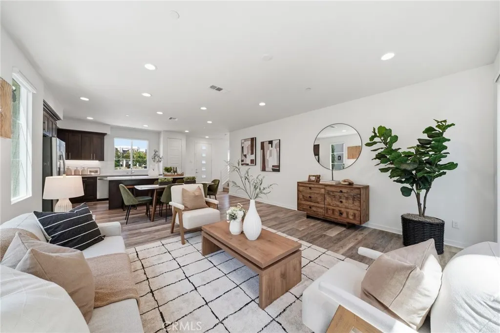 Additional image 3 of 560 Cultivate, Irvine, CA 92618